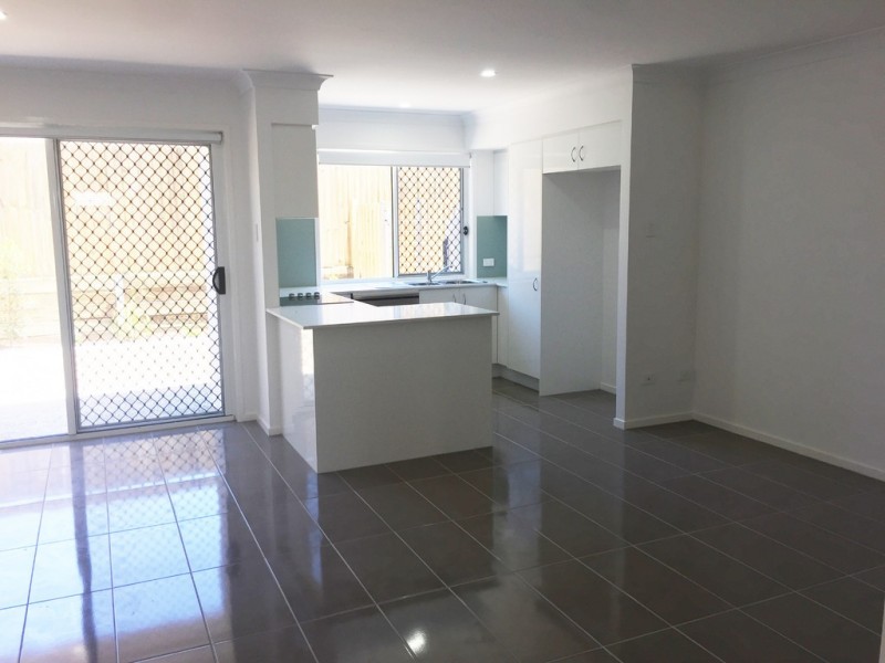 22 HigHGROVE ST, Calamvale QLD 4116