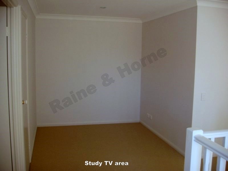 27/91 Beattie Road, Coomera QLD 4209