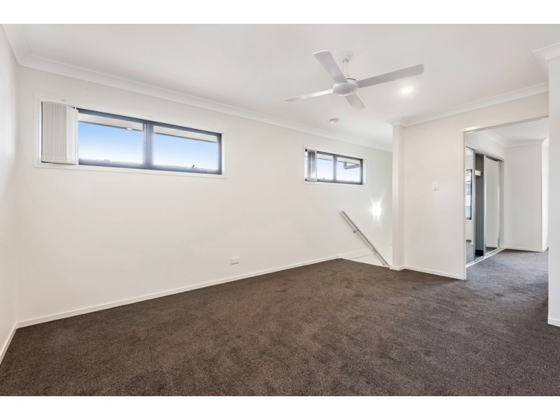 U1876/21 Springfield Parkway, Springfield Lakes QLD 4300