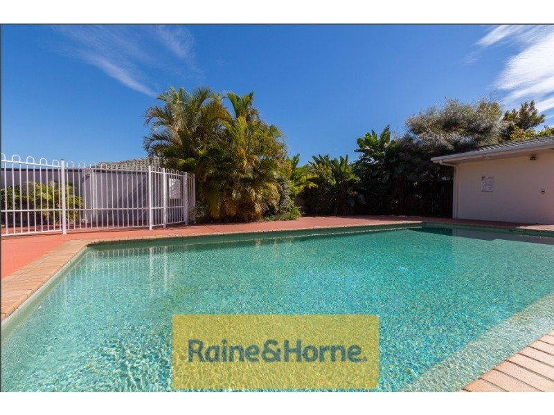 8 Alexandra Ave, Calamvale QLD 4116