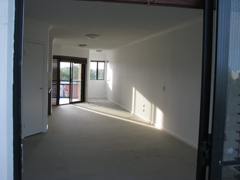 42/2 Geraldton Drive, Varsity Lakes QLD 4227