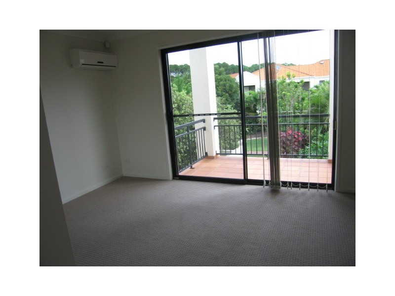 60  Caseys Rd, Hope Island QLD 4212