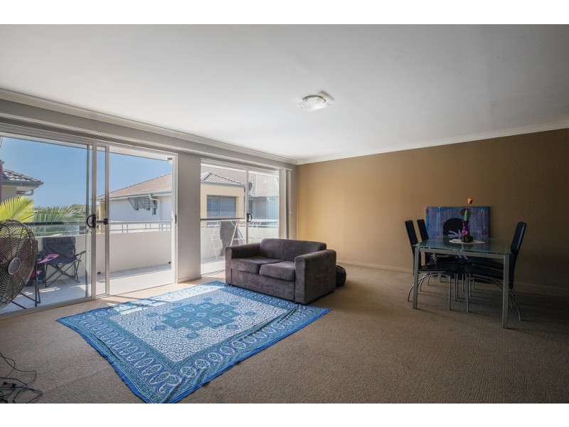 702/33 Clark street, Biggera Waters QLD 4216