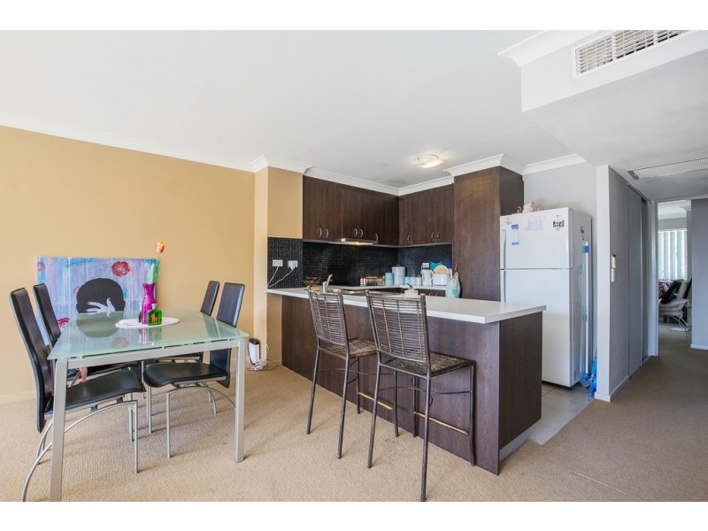 702/33 Clark street, Biggera Waters QLD 4216