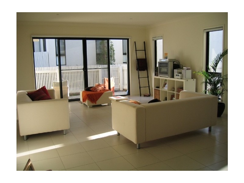 72/2 Inland Drive, Tugun QLD 4224