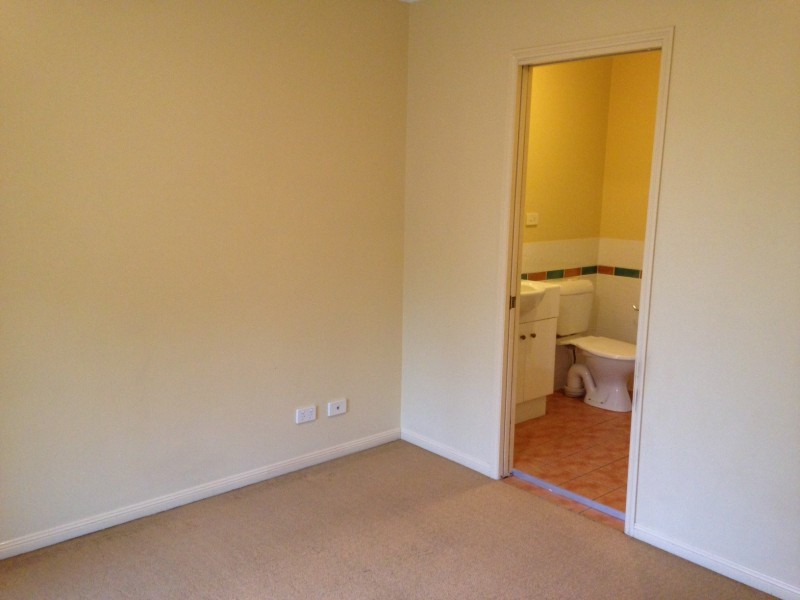 5/85-87 Victoria Terrace, Greenslopes QLD 4120