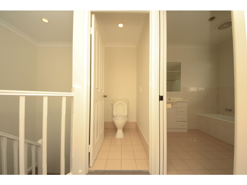 56/21 Leviathan Drive, Mudgeeraba QLD 4213