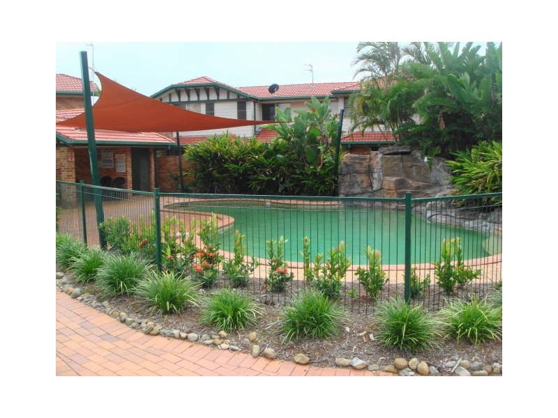 Labrador QLD 4215