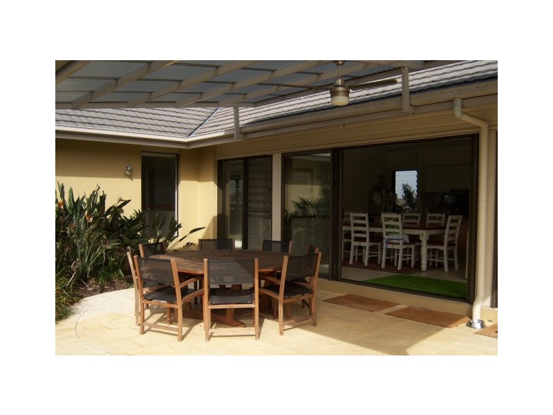 41 Mossvale Drive, Wakerley QLD 4154