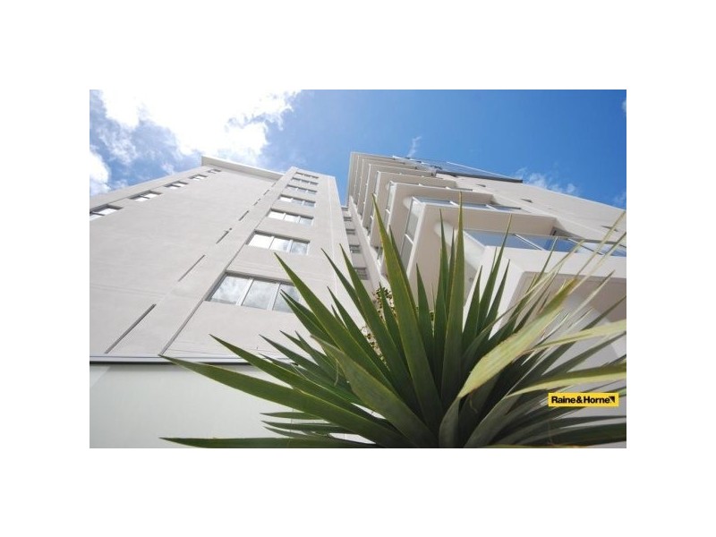 42E/129 Laver Drive, Robina QLD 4226