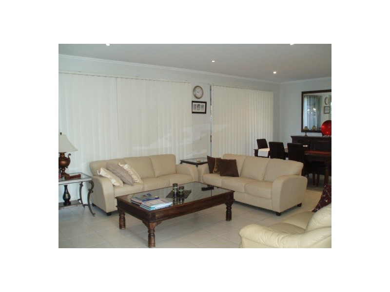 29/181 Lae Drive, Coombabah QLD 4216