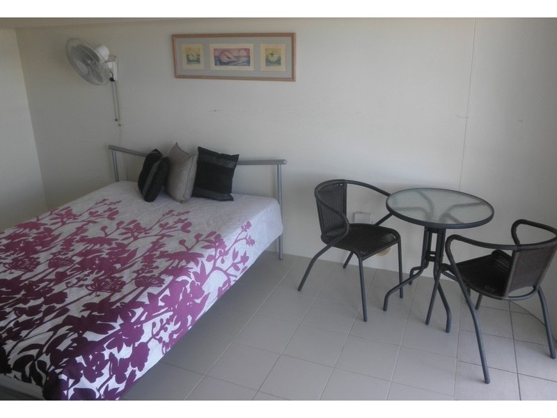 214 / 2 Barney Street, Southport QLD 4215