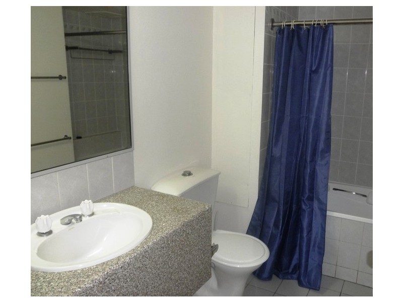 214 / 2 Barney Street, Southport QLD 4215