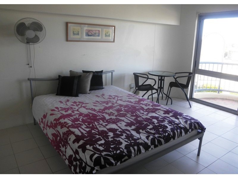 214 / 2 Barney Street, Southport QLD 4215