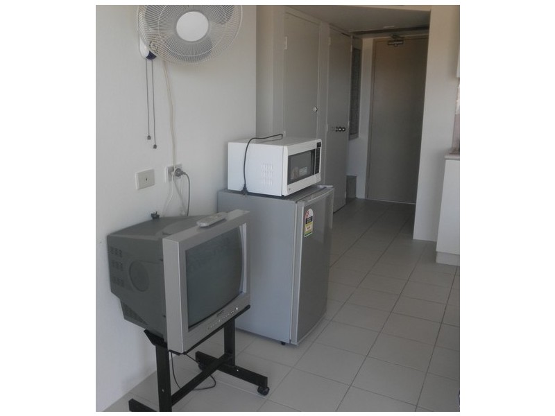 214 / 2 Barney Street, Southport QLD 4215