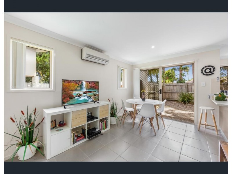 6 Canton Court, Manly West QLD 4179