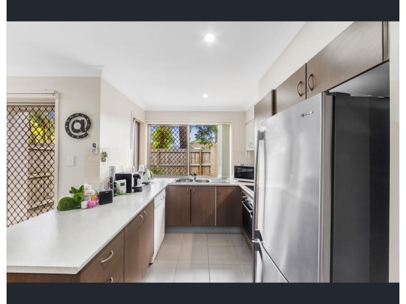 6 Canton Court, Manly West QLD 4179