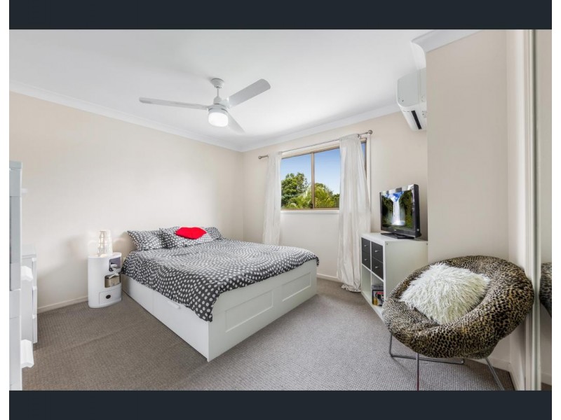 6 Canton Court, Manly West QLD 4179