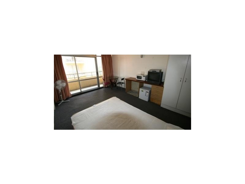 405 / 2  Barney Street, Southport QLD 4215