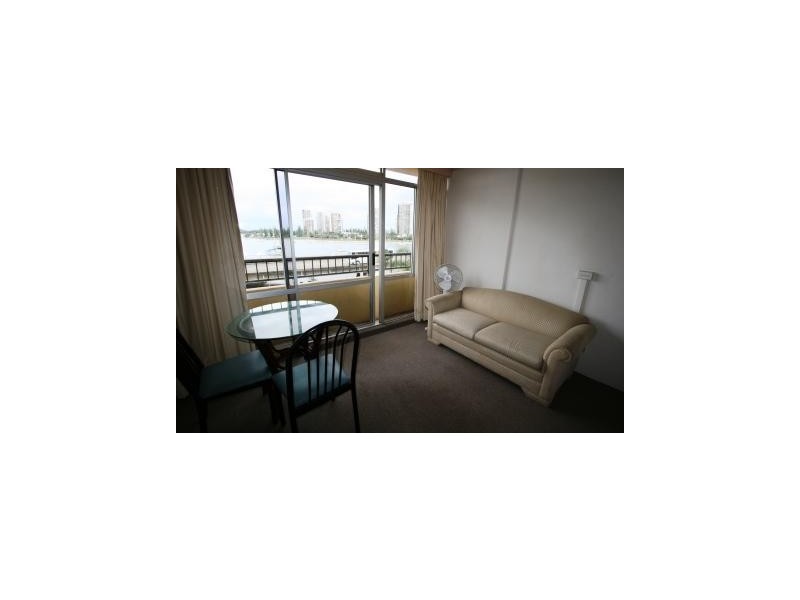 407 / 2 Barney Street, Southport QLD 4215