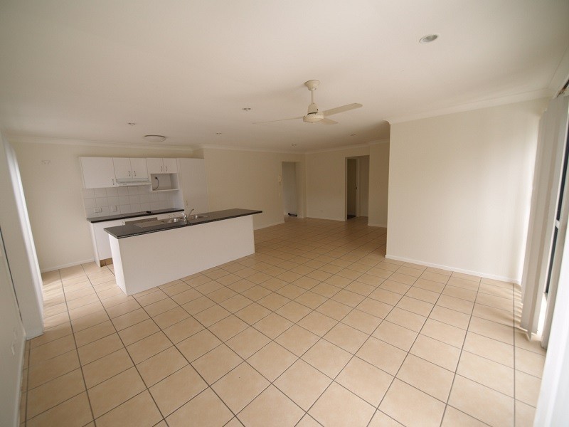 590 Pine Ridge Road, Coombabah QLD 4216