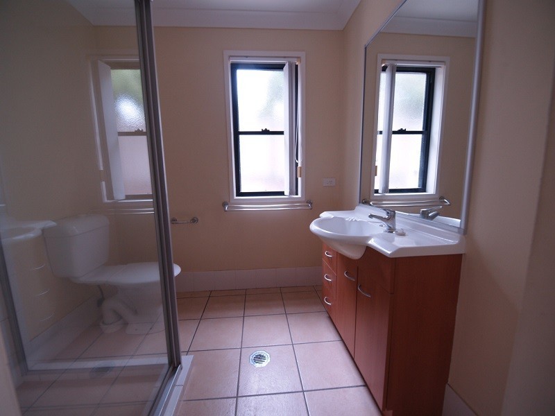 590 Pine Ridge Road, Coombabah QLD 4216