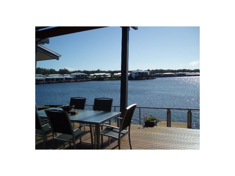 28/181 Lae Drive, Coombabah QLD 4216