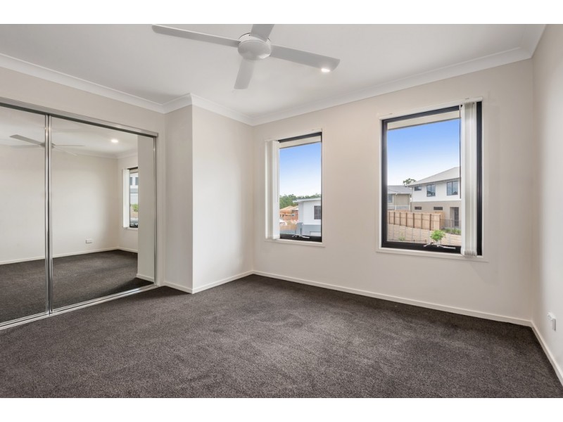 U1803/21 Springfield Parkway, Springfield Lakes QLD 4300