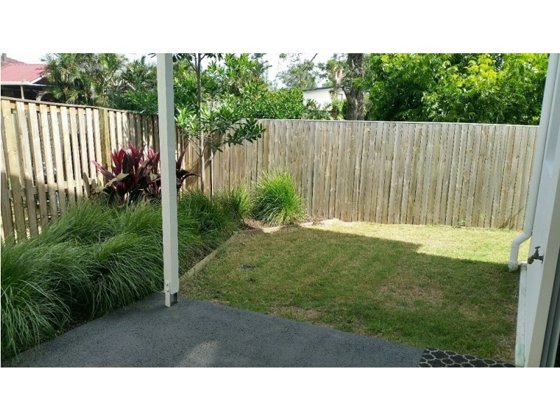 18/111 Leitchs Rd, Albany Creek QLD 4035