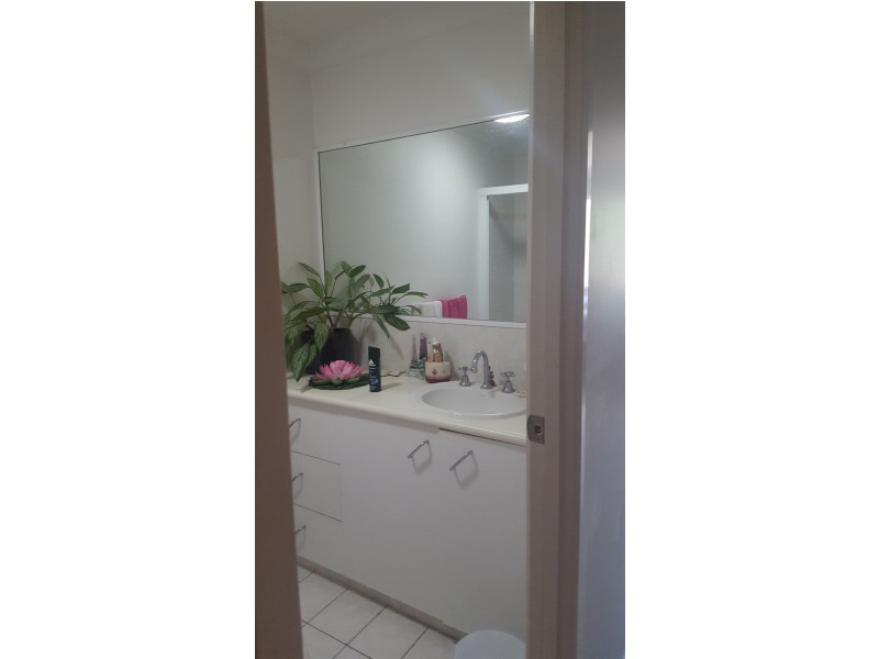 18 12 BRIDGMAN DRIVE, Reedy Creek QLD 4227