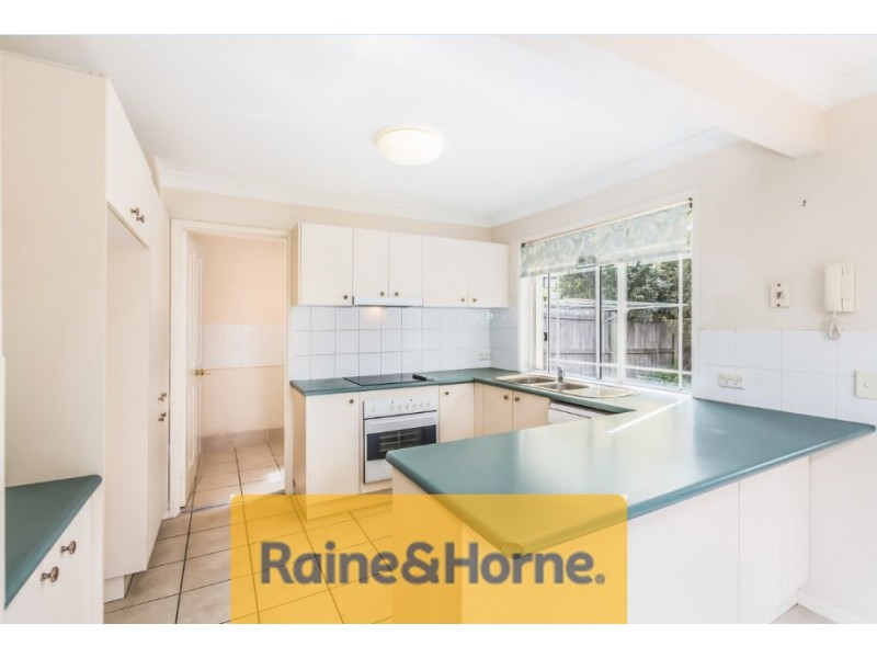 1/8 Gemview St, Calamvale QLD 4116