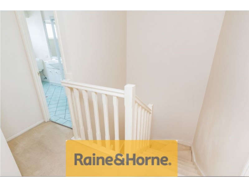 1/8 Gemview St, Calamvale QLD 4116