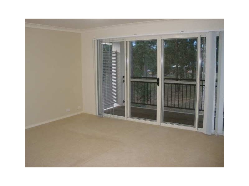 Mount Ommaney QLD 4074