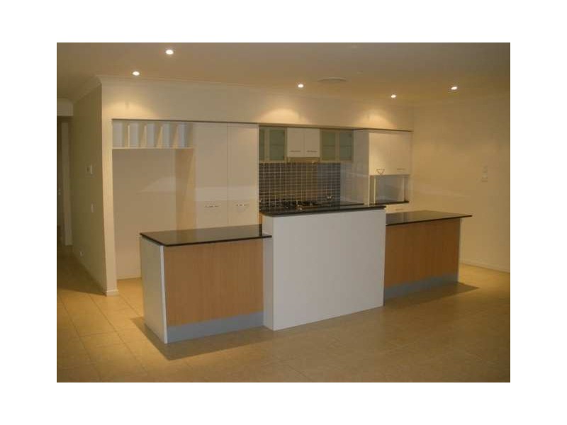 Mount Ommaney QLD 4074