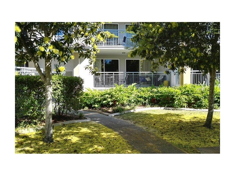 1004/33 Clart street, Biggera Waters QLD 4216