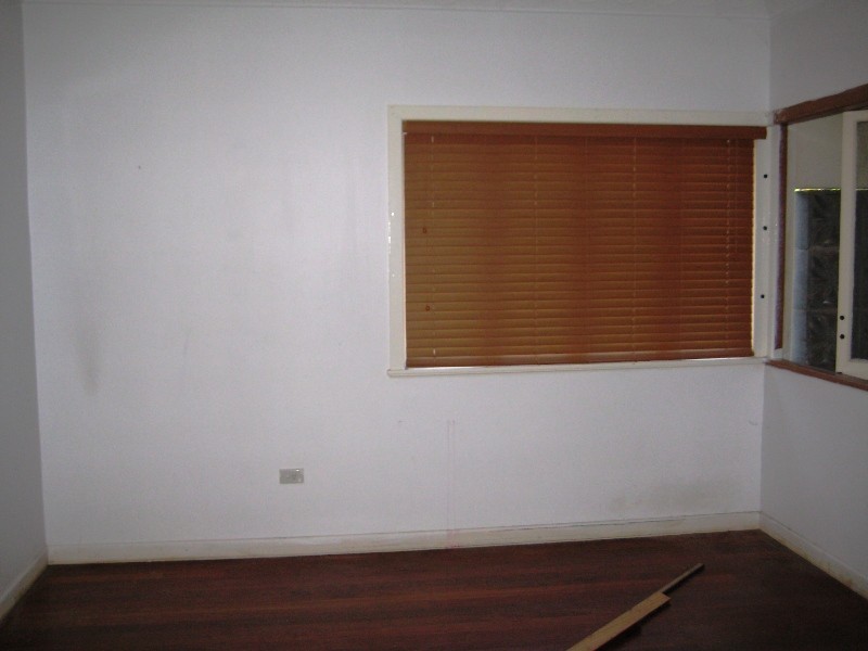 21 Montrose Rd, Taringa QLD 4068