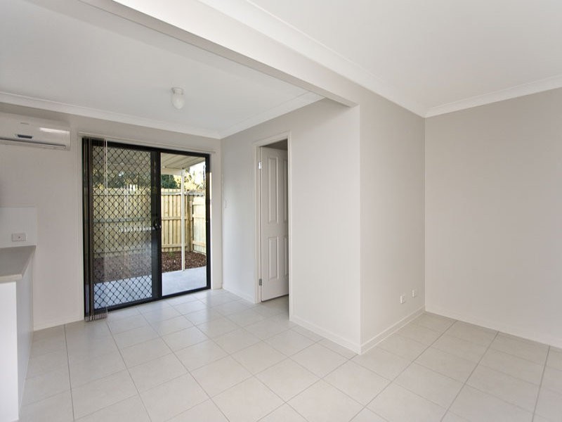 26/7 Roxwell Street, Forest Lake QLD 4078