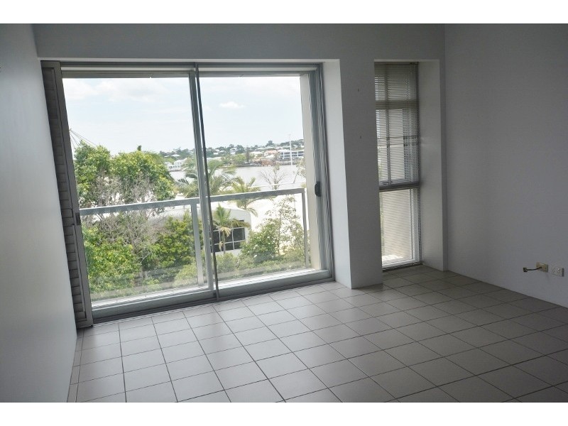 38 D16 Skyring Terrace, Teneriffe QLD 4005