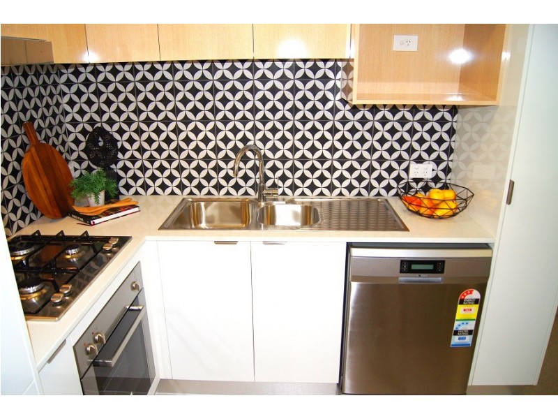 19 Talbot Street, Coorparoo QLD 4151