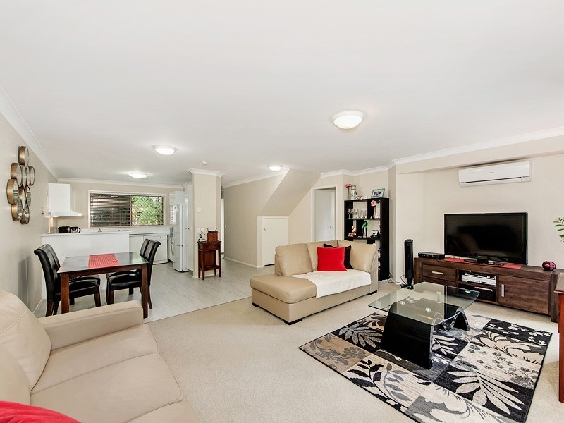 17/757 ASHMORE ROAD, Molendinar QLD 4214