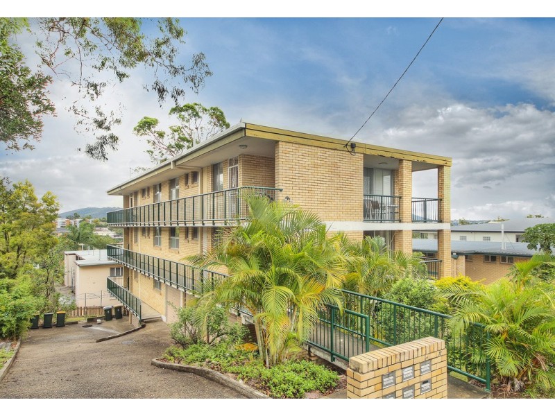 77 Durham Street, St Lucia QLD 4067