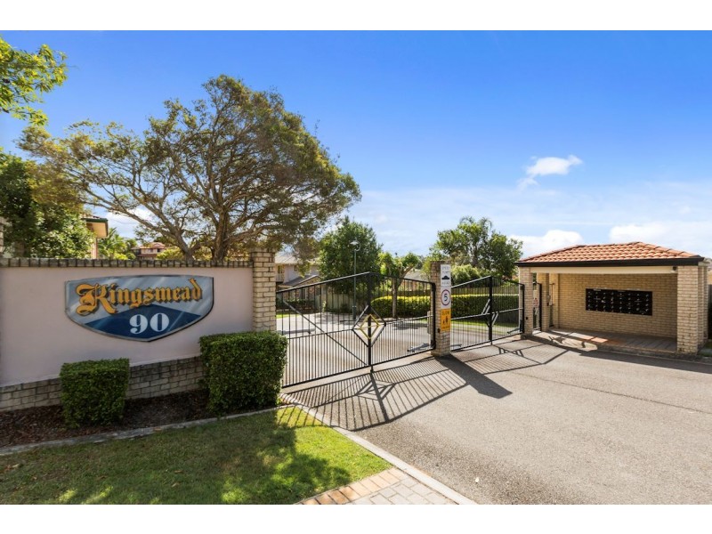 90 Oakleaf Street, Eight Mile Plains QLD 4113