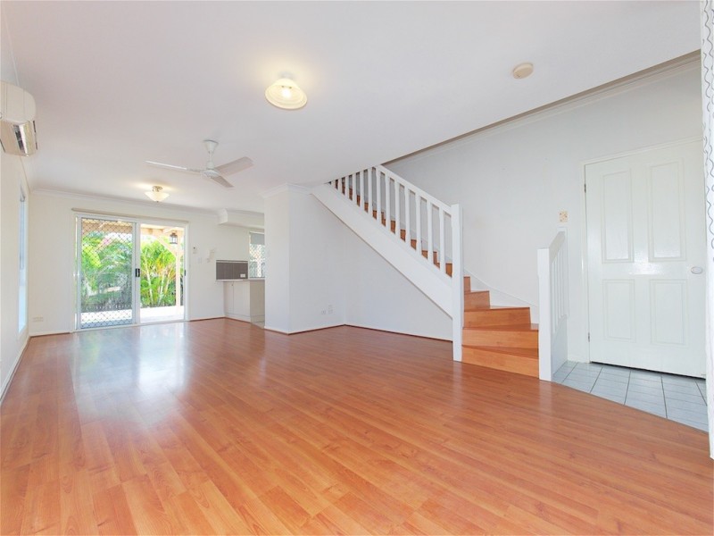 34/100 Bordeaux st, Eight Mile Plains QLD 4113