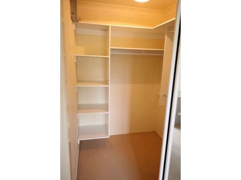 13/18 ALTANDI ST, Sunnybank QLD 4109