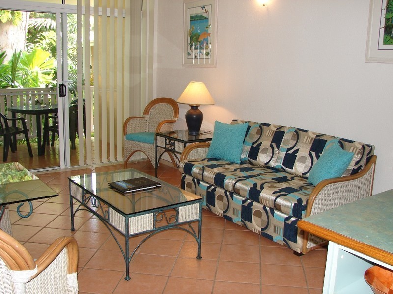102/6 Triton Street, Palm Cove QLD 4879