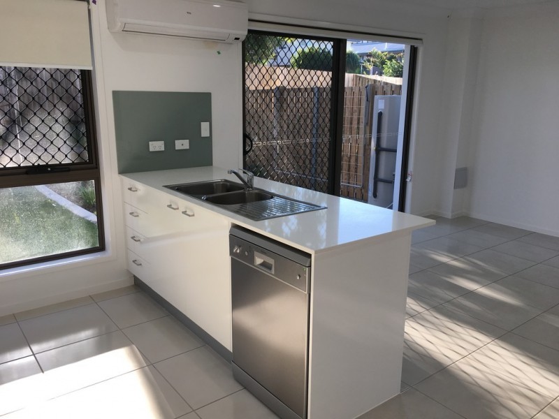 54 Grahams Road, Strathpine QLD 4500