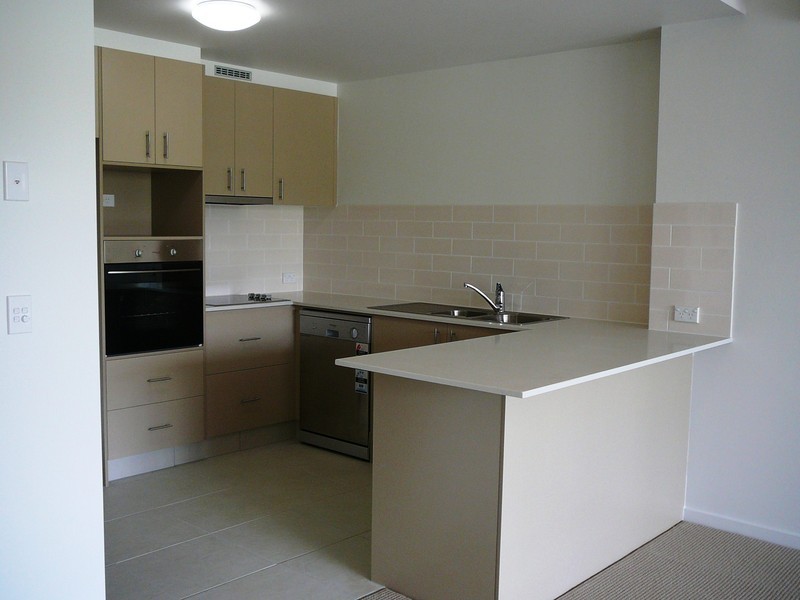 F10/2 Acacia Court, Robina QLD 4226
