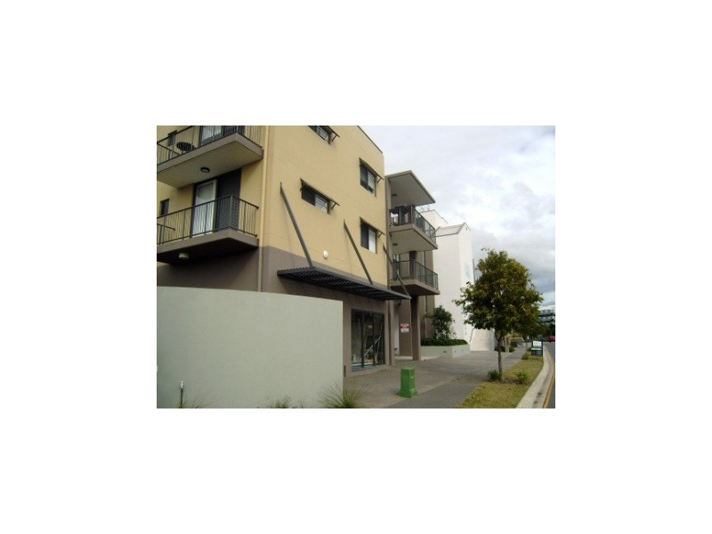 E6/2 Acacia Court, Robina QLD 4226