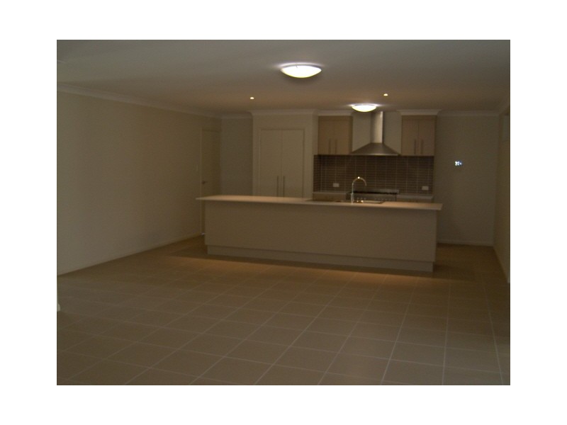 93 School Road, Wynnum West QLD 4178