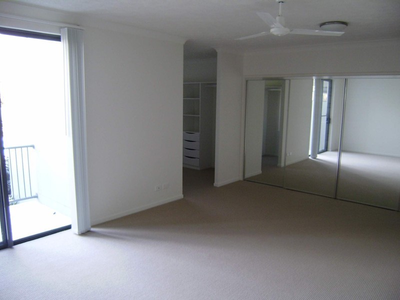 C5/1 Acacia Court, Robina QLD 4226